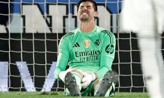 Real Madrids målvakt Thibaut Courtois frånvarande i sex veckor