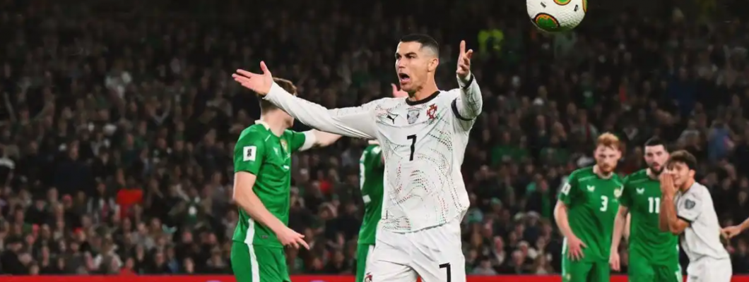 Cristiano Ronaldo, 40, utvisad med rött kort