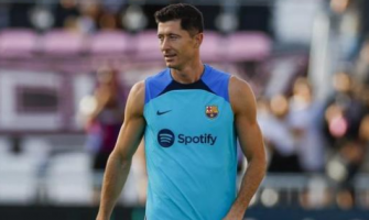 Lewandowskis nya kapitel, vänta och se