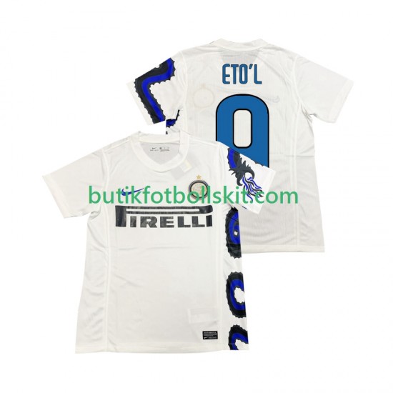 Inter Milan ETOL 9 Retro Män Borta Matchtröja 2011 2010 Kortärmad